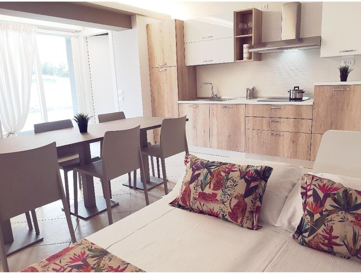Appartamenti Smart A 30M Da Viale Dante E 100M Dal Mare Riccione Exterior photo